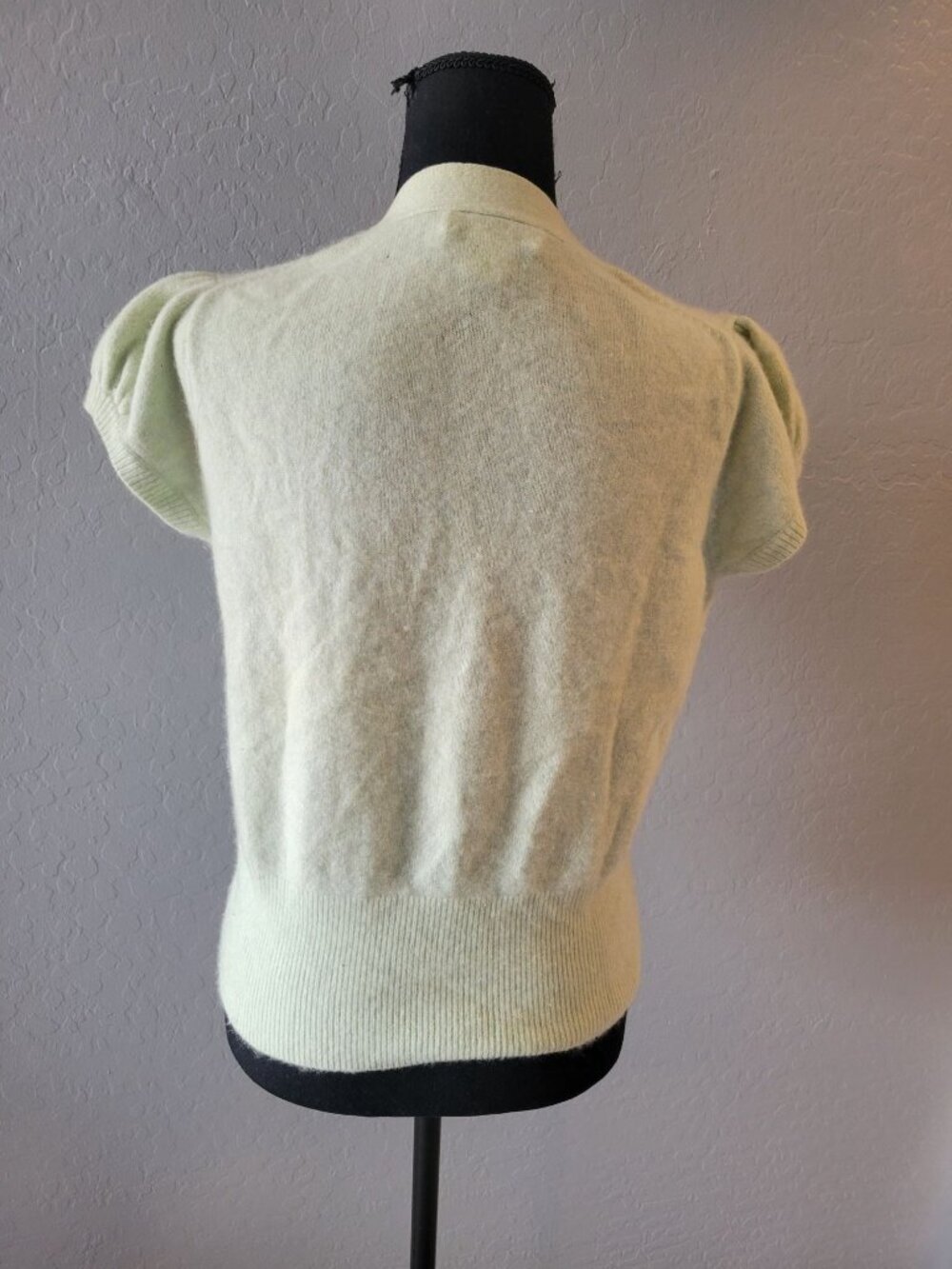 Banana Republic Italian 100% Cashmere Bow Tie Lime Green Short Sleeve Sweater S - Picture 7 of 10
